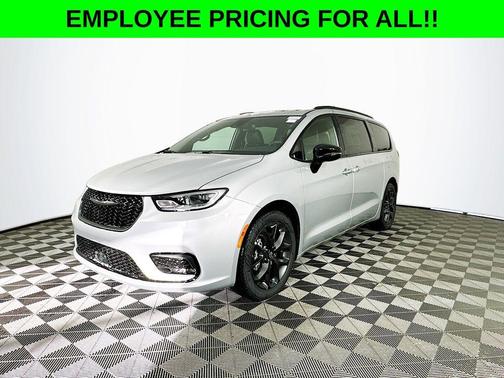 2026 Chrysler Pacifica Limited