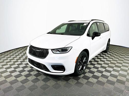 2026 Chrysler Pacifica Limited