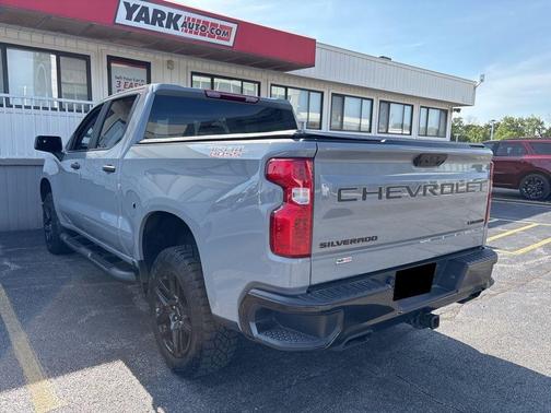 2024 Chevrolet Silverado 1500 Custom Trail Boss