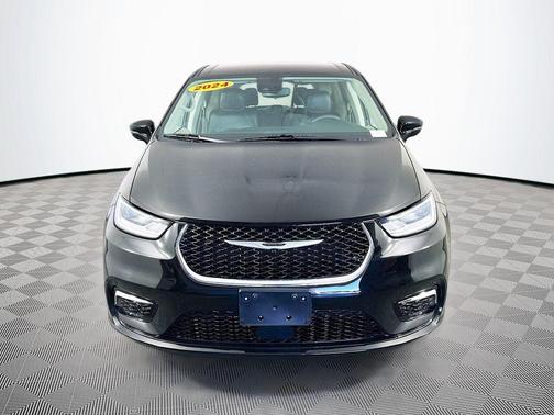 Black 2024 Chrysler Pacifica Touring-L