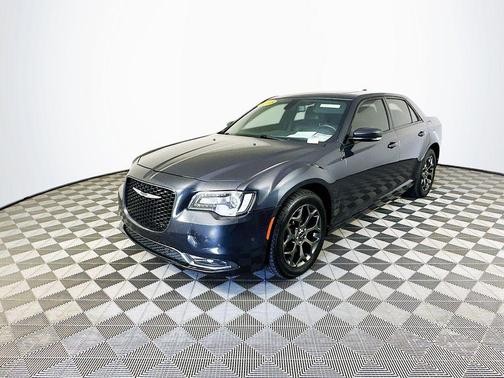 2018 Chrysler 300 S