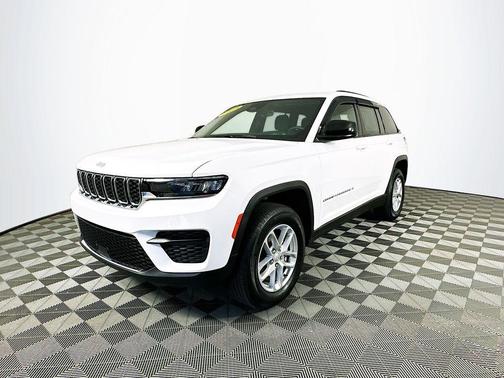 2025 Jeep Grand Cherokee Laredo X