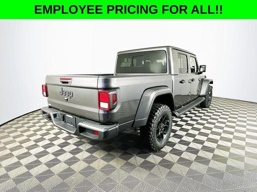 2025 Jeep Gladiator Sport