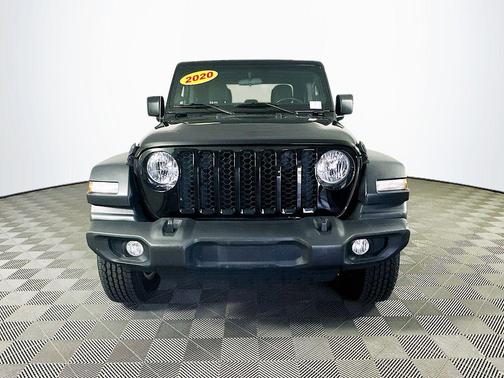 Black 2020 Jeep Gladiator Sport
