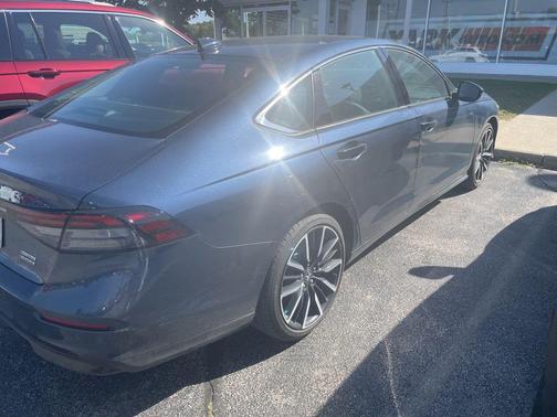 2024 Honda Accord Hybrid Touring