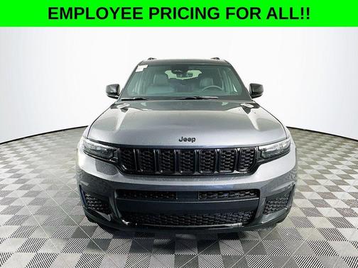 2025 Jeep Grand Cherokee L Laredo