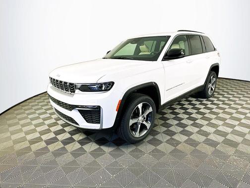 White 2026 Jeep Grand Cherokee Limited