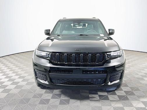 2024 Jeep Grand Cherokee L Laredo