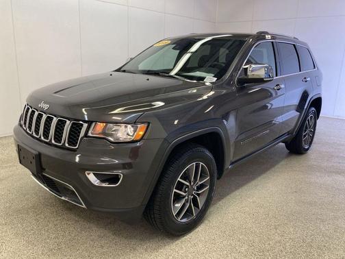 Photo 4 of 39 of 2019 Jeep Grand Cherokee Limited