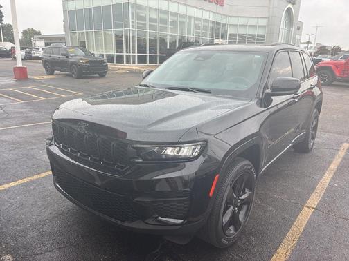 2023 Jeep Grand Cherokee Altitude