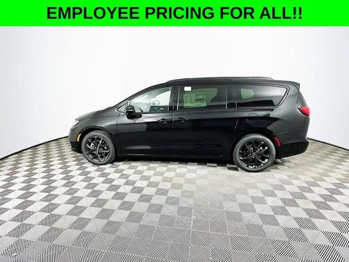 2026 Chrysler Pacifica Limited