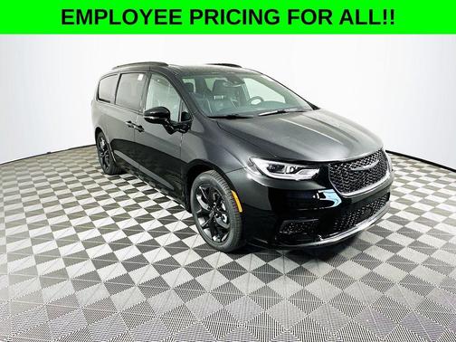 2026 Chrysler Pacifica Limited