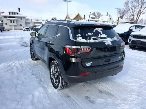 2022 Jeep Compass Altitude
