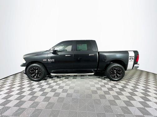 2016 RAM 1500 SLT