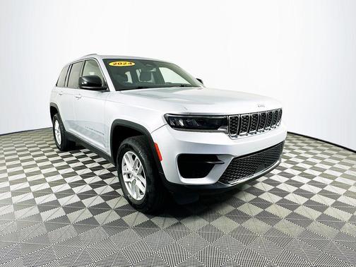 2024 Jeep Grand Cherokee Laredo X