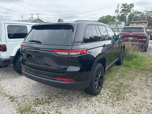 Black 2025 Jeep Grand Cherokee Laredo