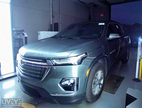 Green 2023 Chevrolet Traverse LT Cloth