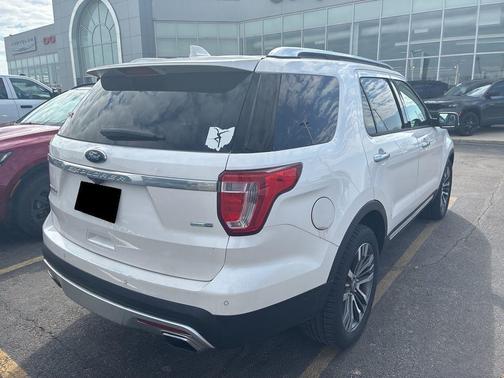 2017 Ford Explorer Platinum