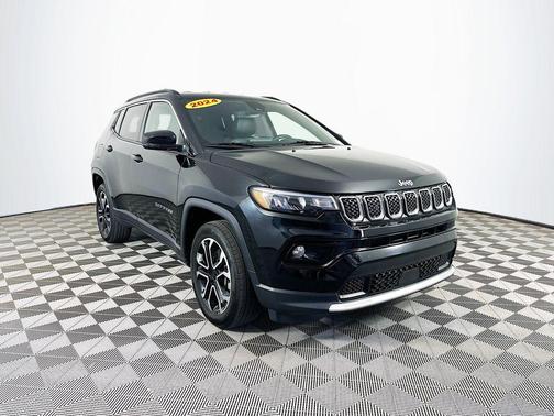Black 2024 Jeep Compass Limited