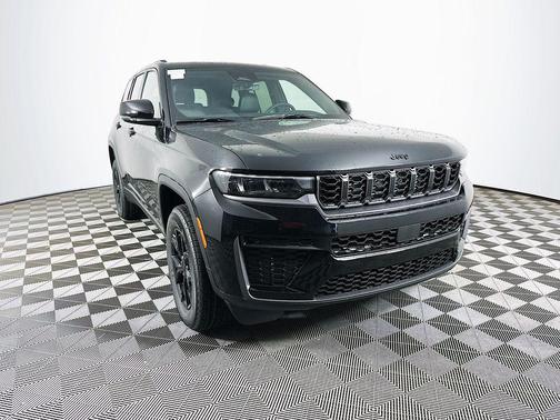 Black 2026 Jeep Grand Cherokee Laredo