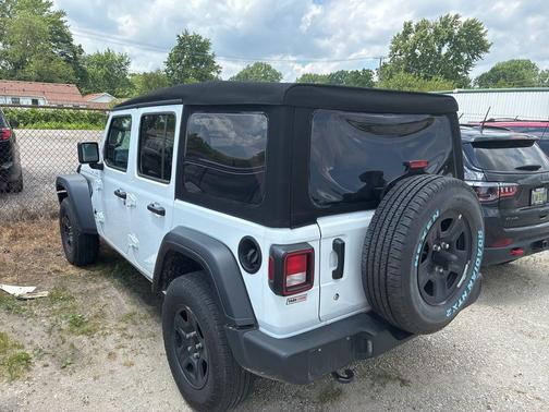 2024 Jeep Wrangler Sport