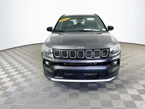 Black 2024 Jeep Compass Limited