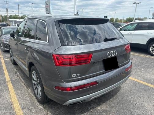 Samurai Gray Metallic 2019 Audi Q7 45 Premium Plus