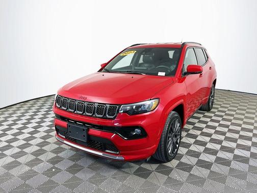 2023 Jeep Compass (RED) Edition