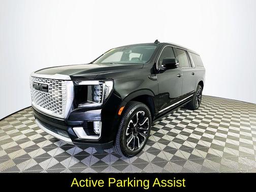 Black 2022 GMC Yukon XL Denali