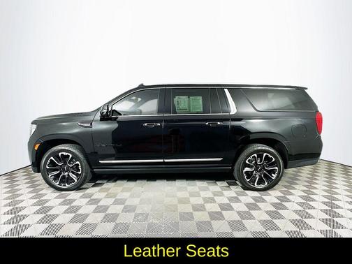 Black 2022 GMC Yukon XL Denali