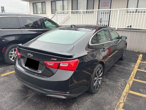 Black 2022 Chevrolet Malibu RS