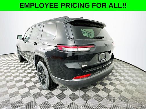 2025 Jeep Grand Cherokee L Laredo