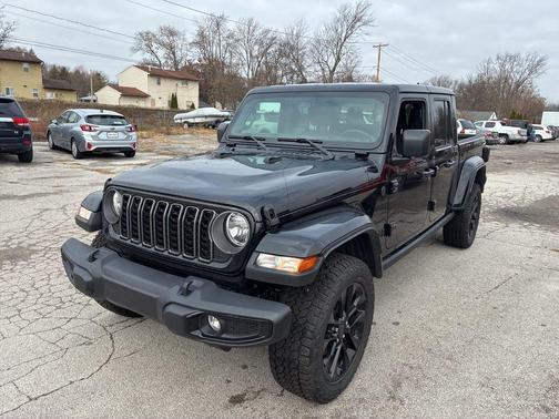 2024 Jeep Gladiator Nighthawk