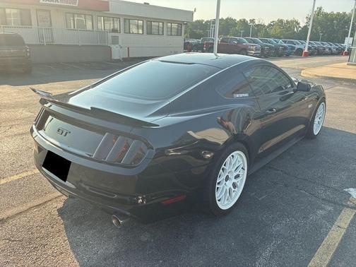 2017 Ford Mustang GT