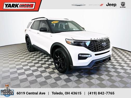 2024 Ford Explorer ST-Line