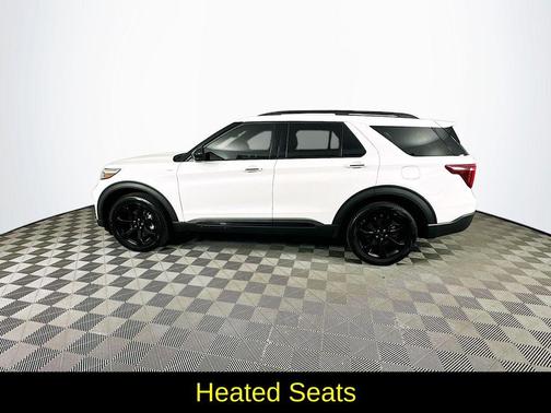 2024 Ford Explorer ST-Line