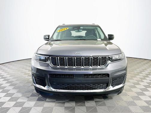 2022 Jeep Grand Cherokee L Laredo