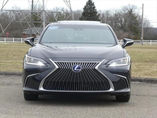 2021 Lexus ES 300h Base