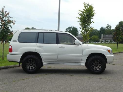 1999 Lexus LX 470 Base