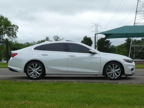 2017 Chevrolet Malibu Premier