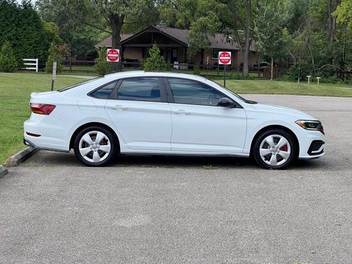 2019 Volkswagen Jetta GLI 2.0T S