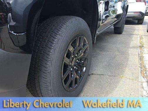 Black 2026 Chevrolet Colorado WT