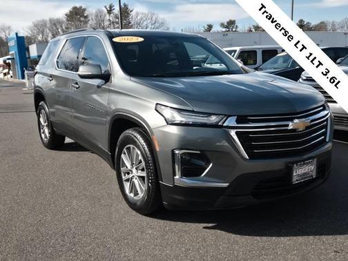 2023 Chevrolet Traverse LT Cloth