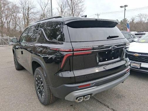 Black 2026 Chevrolet Traverse Z71