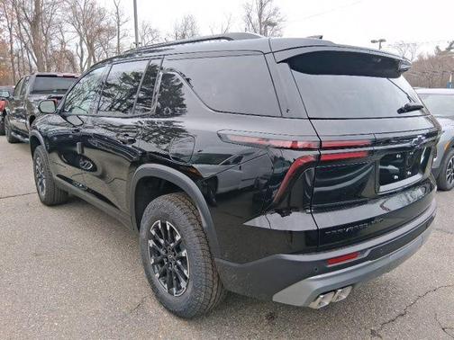 Black 2026 Chevrolet Traverse Z71