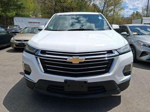 Summit White 2023 Chevrolet Traverse LT Leather