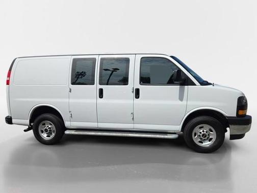 Summit White 2024 GMC Savana 2500 Work Van