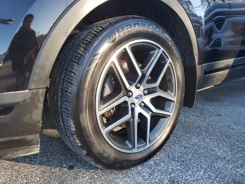 2019 Ford Explorer sport