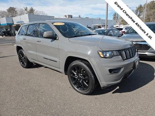 2019 Jeep Grand Cherokee Altitude