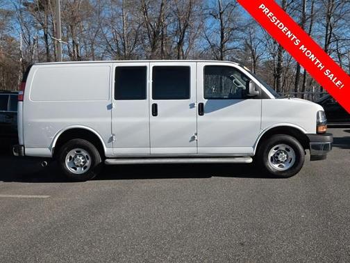 2024 Chevrolet Express 2500 Work Van